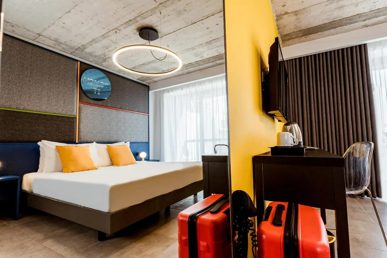 Ikyk Hotel- Ik Collection San Ġiljan Hotel