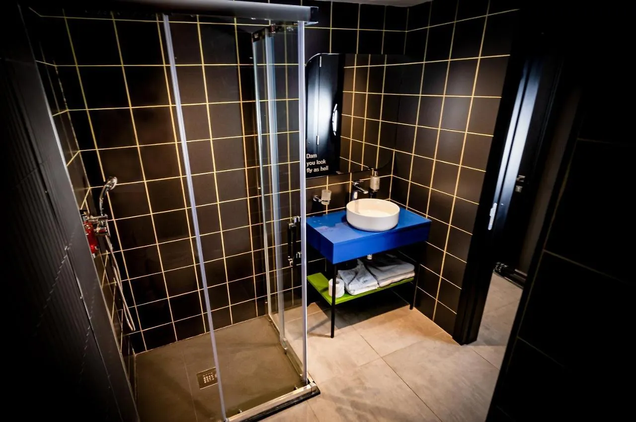 Ikyk Hotel- Ik Collection San Ġiljan